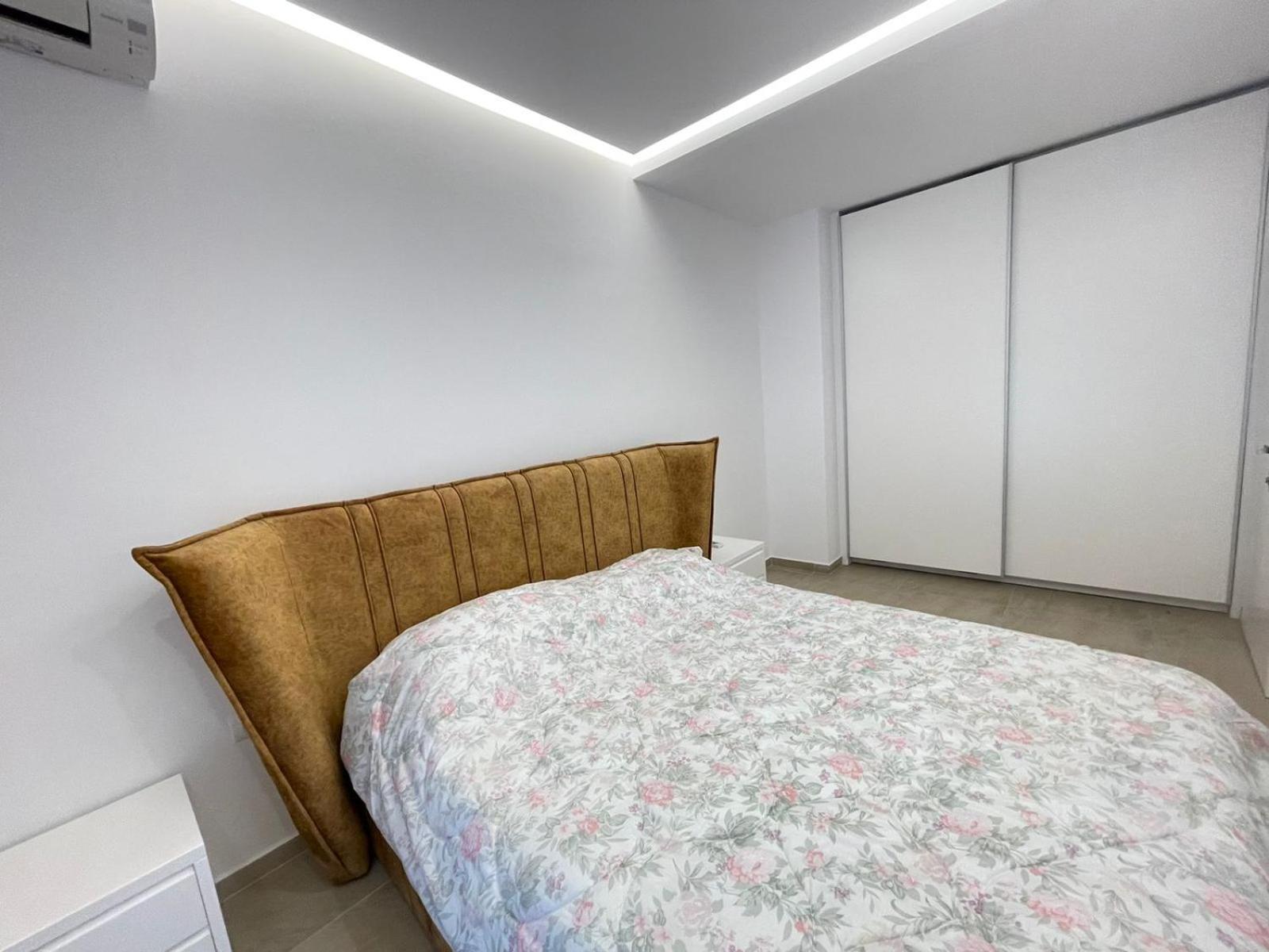 Saranda Deluxe Apartments Bagian luar foto